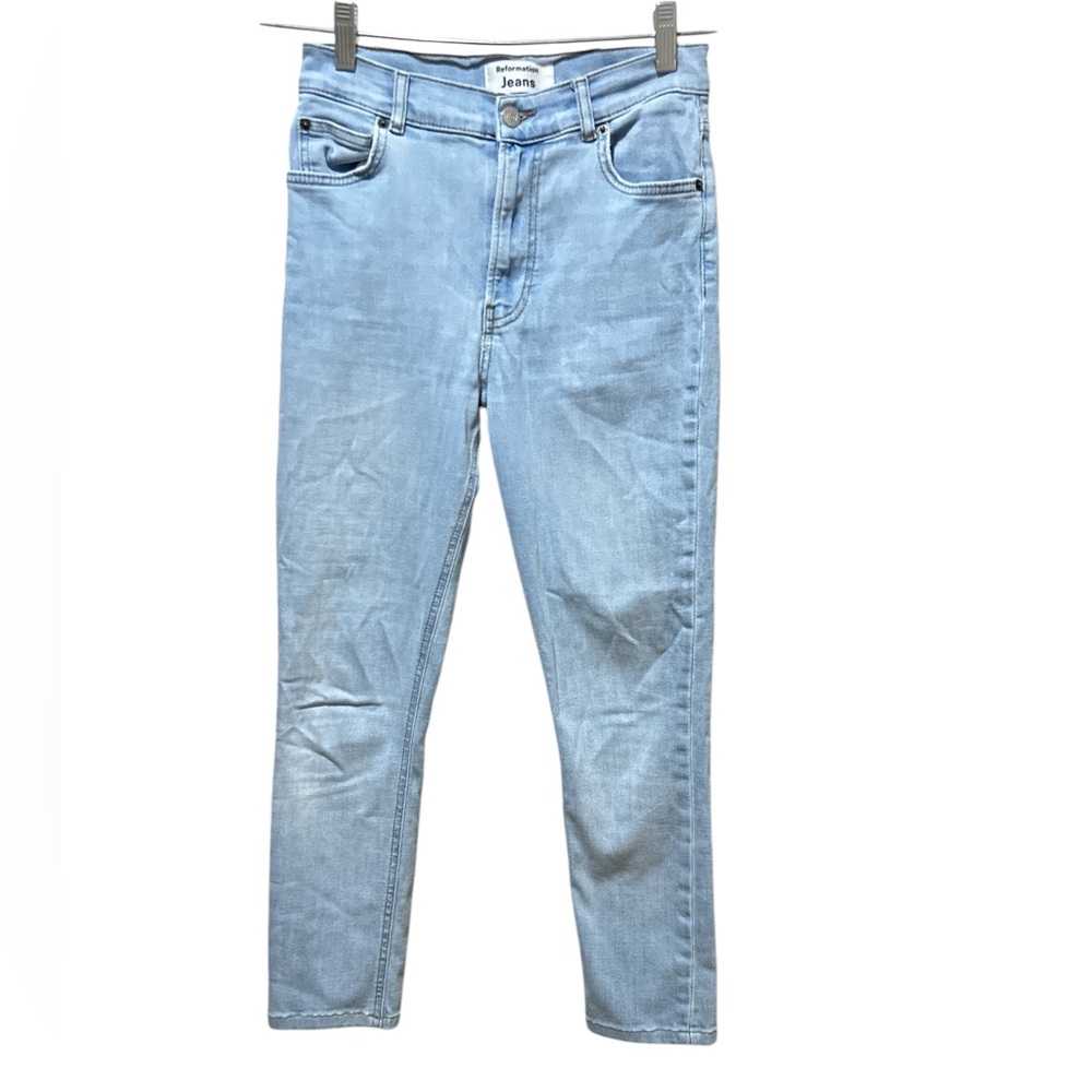 Reformation Jeans wash Amalfi women’s size 26 
Light blue